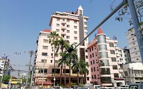 Queens Park Hotel Yangon